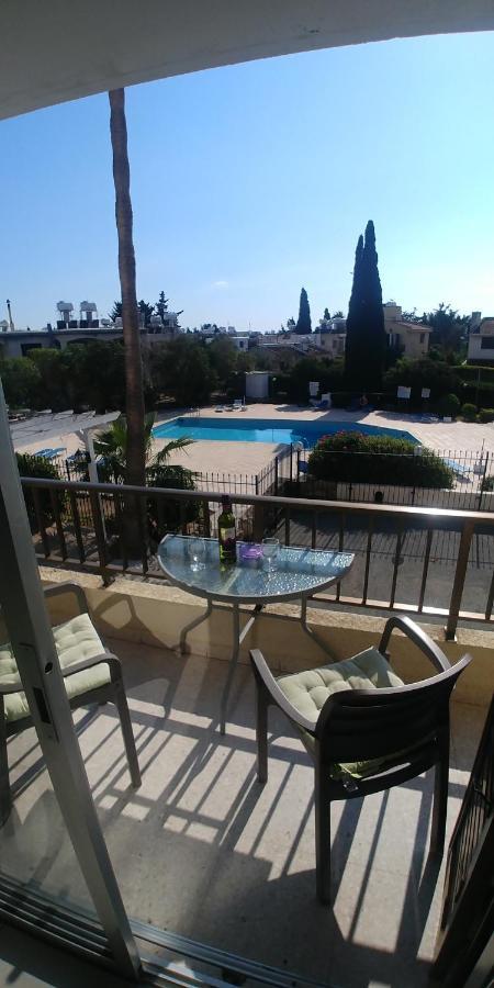 'Chez Antoine' Pool-View 5Min From Sea Apartment Paphos Luaran gambar