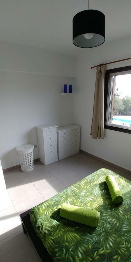 'Chez Antoine' Pool-View 5Min From Sea Apartment Paphos Luaran gambar