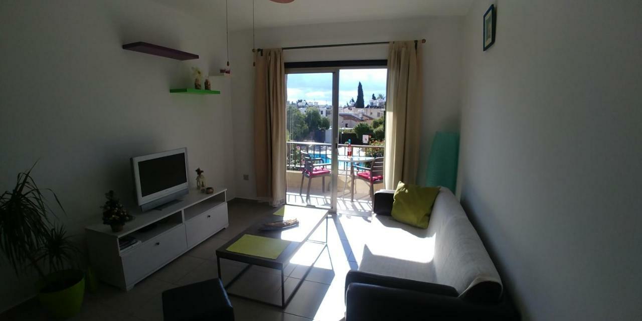 'Chez Antoine' Pool-View 5Min From Sea Apartment Paphos Luaran gambar