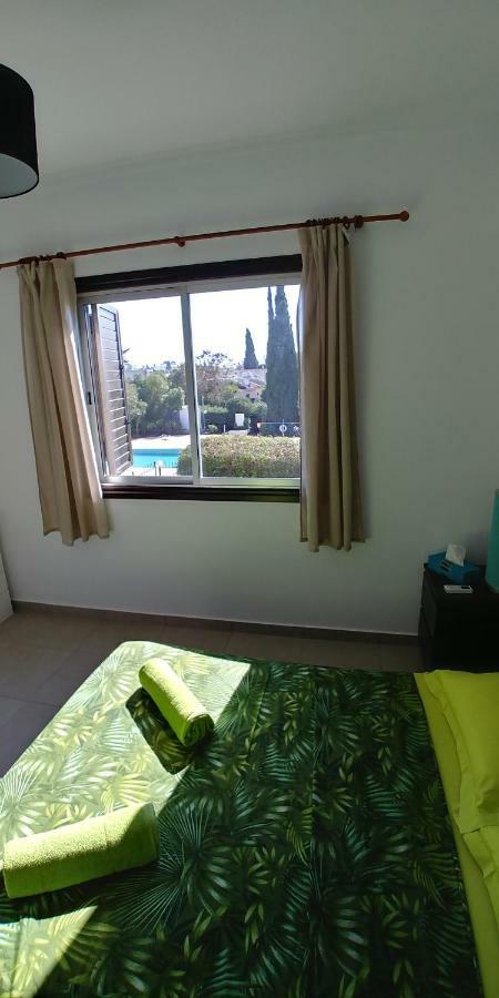 'Chez Antoine' Pool-View 5Min From Sea Apartment Paphos Luaran gambar